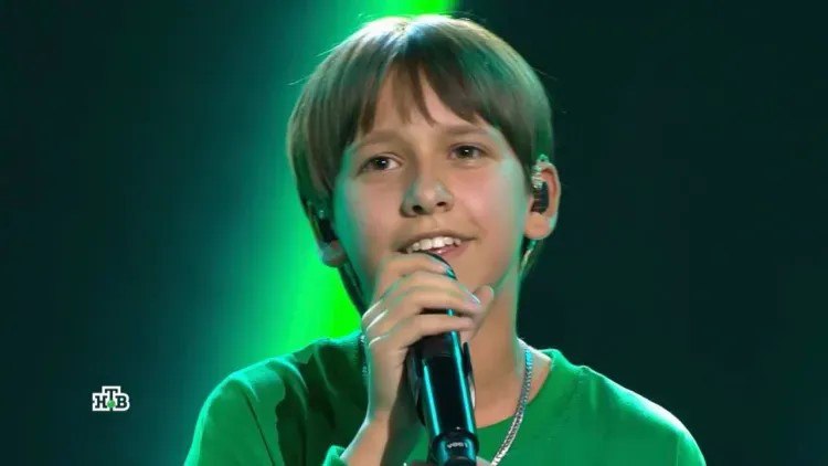 Юный амурчанин завоевал приз от зрителей шоу Ты супер 12 летний амурчанин Артем Бычков стал обладателем приза зрительских симпатий девятого сезона музыкального шоу Ты супер 6 телеканала НТВ Попасть в финал Артему не удалось однако поклонники не оставили его без награды Продолжение ТЕЛЕПОРТ РФ здесь все об Амурской области Мы в МАХ Написать нам