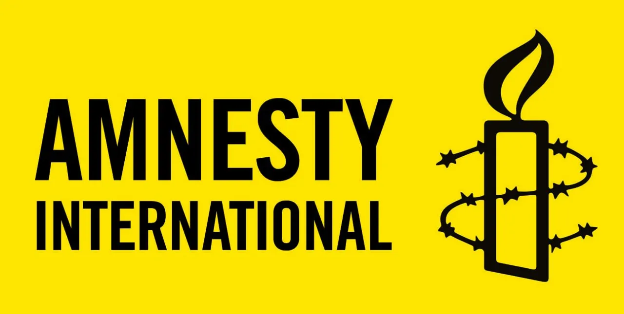 Amnesty International в Молдове ограничивали свободу слова и собраний случаи пыток оставались без наказания Право на свободу выражения мнения и на мирные собрания в 2025 году в Молдове ограничивалось произвольно Об этом говорится в отчёте Amnesty International Moldova за 2025 год В документе также отмечается что случаи пыток и других форм жестокого бесчеловечного или унижающего достоинство обращения не были должным образом санкционированы Кроме того в отчёте подчёркивается сохраняющаяся проблема безнаказанности за злоупотребления совершённые ранее По оценке организации отсутствие ответственности за прошлые нарушения продолжает подрывать доверие к институтам и системе правосудия Подпишись на primulinmd