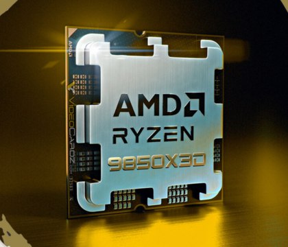 Ryzen 7 9850X3D способен разгоняться до 5 75 ГГц по всем ядрам Videocardz Обозреватели крупных тематических СМИ уже получили на руки ревью сэмплы ожидаемого процессора Ryzen 7 9850X3D и вовсю тестируют чип в различных задачах Эмбарго на публикацию обзоров истекает 28 января текущего года Однако далеко не все специалисты соблюдают правила AMD благодаря чему в сеть начали просачиваться новые подробности о процессоре