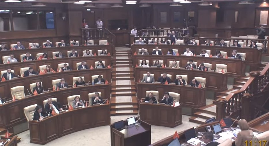 57 депутатов от ПДС и Демократии дома во втором чтении проголосовали за денонсацию соглашения между правительствами Молдовы и России на основании которого в Кишиневе работает Русский дом Подпишись на primulinmd