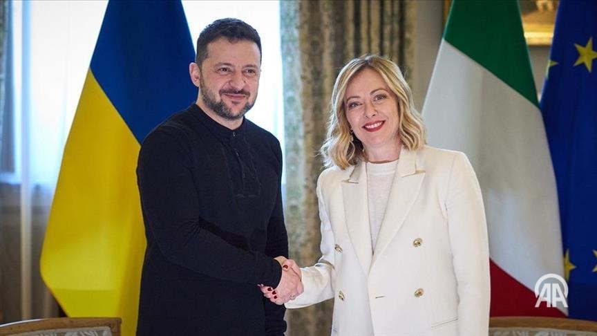 Италия обещала поддержать энергоинфраструктуру Украины Состоялся телефонный разговор между премьером Италии и президентом Украины http v aa com tr 3764696