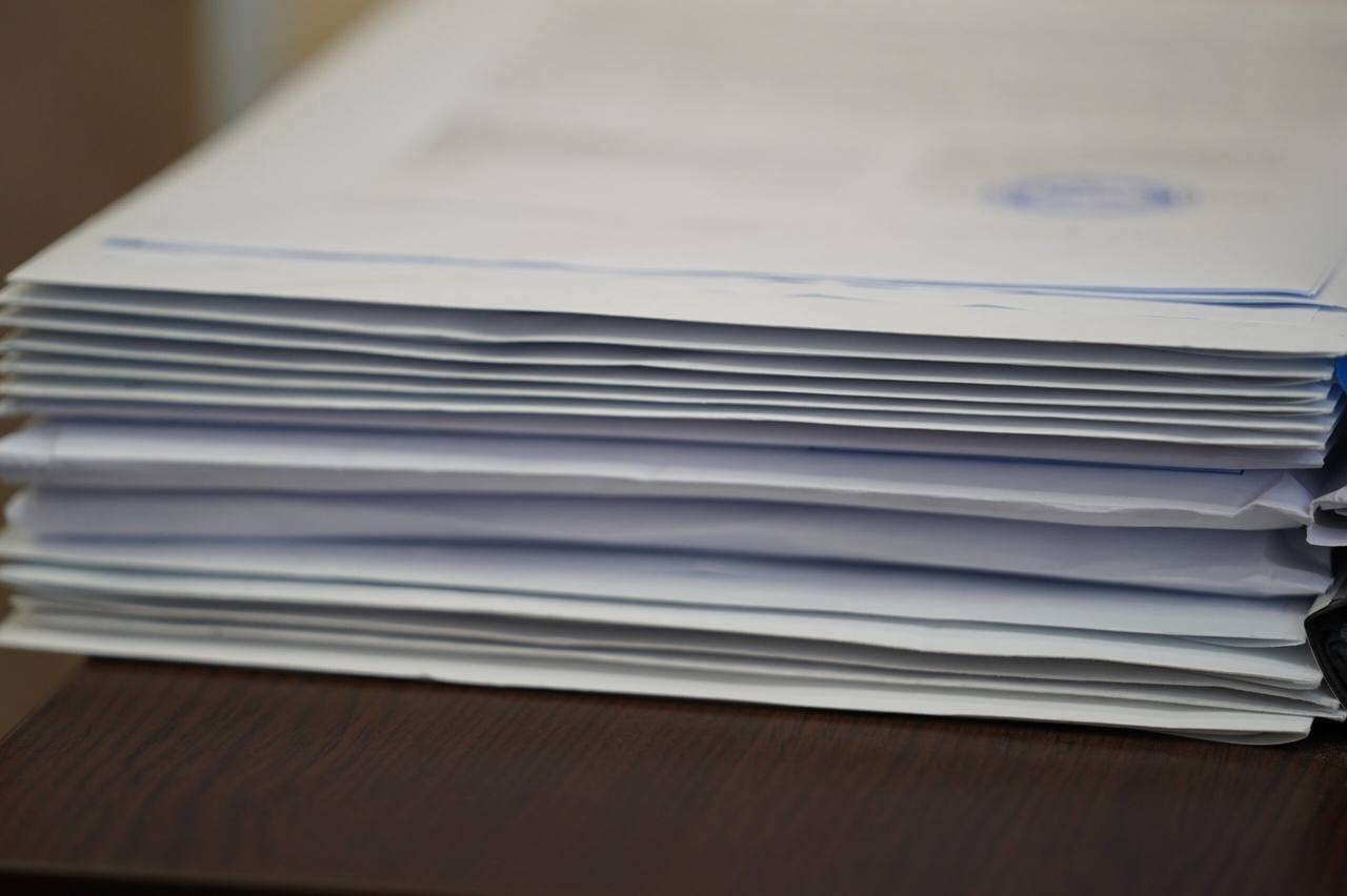 Более 1400 семей в Якутии обеспечены бесплатными земельными участками в 2025 году Министр имущественных и земельных отношений Якутии Павел Багынанов на радио Тэтим рассказал о реализации программы предоставления бесплатных земельных участков многодетным семьям   С момента начала программы предоставлено 14 453 участка общей площадью около 1790 гектаров Он отметил что количество многодетных семей участвующих в программе постоянно растет что связано с положительными демографическими тенденциями в регионе Подробнее   ulusmedia Читайте нас в MAX