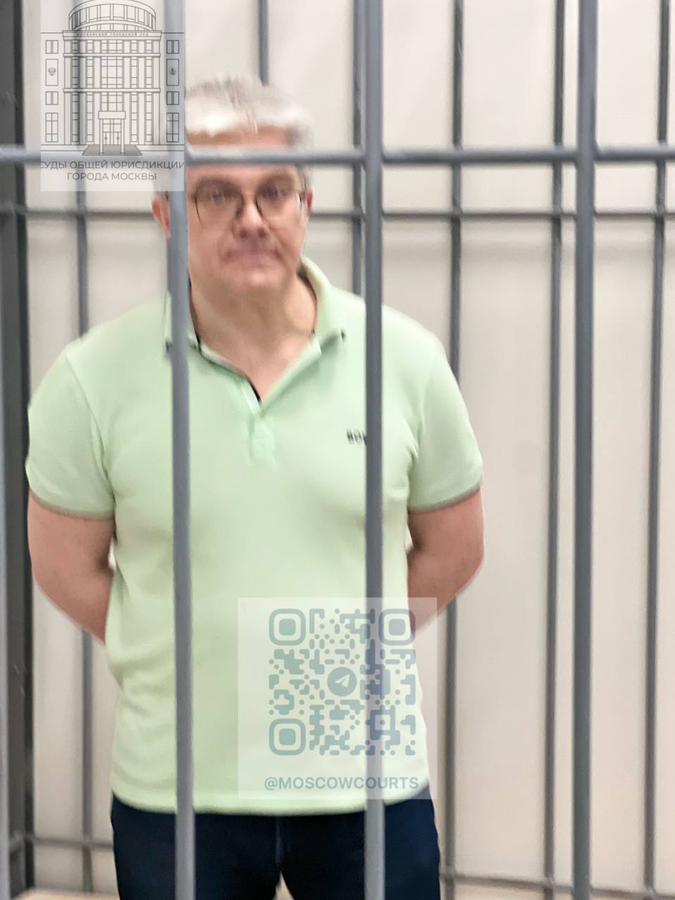 Суд в столице провозгласит приговор экс-заместителю Министра обороны Российской Федерации и второму фигуранту по делу   В ближайшее время Московский городской суд приступит к провозглашению приговора в отношении экс-заместителя Министра обороны Российской Федерации Иванова Тимура Вадимовича и второго фигуранта по делу, Филатова Антона Вячеславовича.  Фото и видеоматериалы из зала судебного заседания.   #мосгорсуд2025