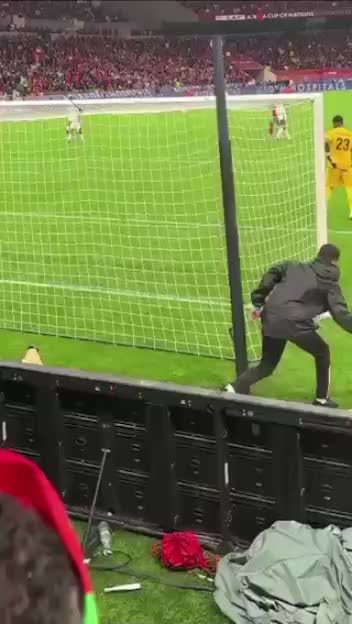 Вратарь Нигерии Стэнли Нвабили теряет подсказки и команда проигрывает Марокко в полуфинале Кубка Африки