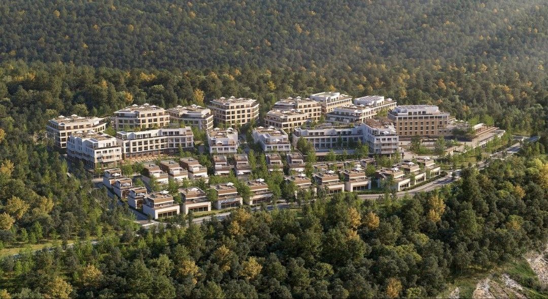 Брусника и Республика Алтай договорились о строительстве курорта «Жемчужина Алтая» На ПМЭФ подписали соглашение о создании туристического кластера. Он появится в Майминском районе республики на площади около 200 га. Проект включает жилые, туристические, коммерческие и рекреационные зоны, а также образовательный кластер и культурный центр. Проект кардинально повысит качество городской среды, откроет широкие возможности для отдыха и горного туризма, создаст сотни новых рабочих мест, — отметил Александр Прокопьев. Сколько стоит? Инвестиции составят более 20 миллиардов рублей. Старт строительства запланирован на 2026 год. #пмэф_2025