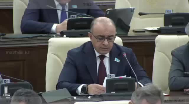 Правительство Казахстана рассматривает новые механизмы пополнения бюджета на фоне растущего госдолга
