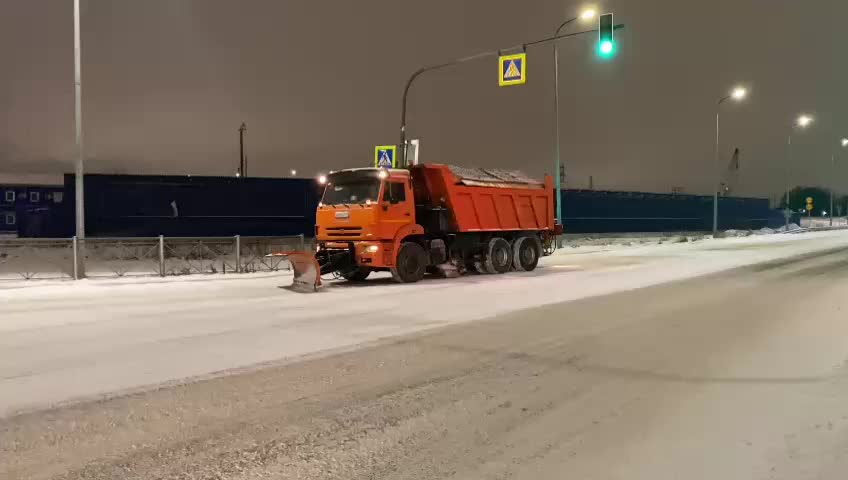 Снежный штаб Ленобласти завершает уборку после снегопада