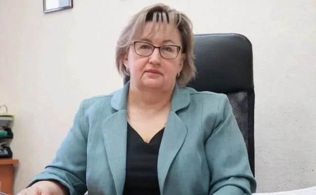 Зама главы Петропавловска уволили за коррупционное нарушение Она помогала депутату Сарояну в его бизнесе Врио главы Петропавловска Камчатского Андрей Воровский уволил с должности заместителя Елену Погорелову по требованию прокуратуры которая нашла в работе зама конфликт интересов Подробности по ссылке   kamtime ru article b7cc0bab edf5 4194 b5ca 4596fa98f2da