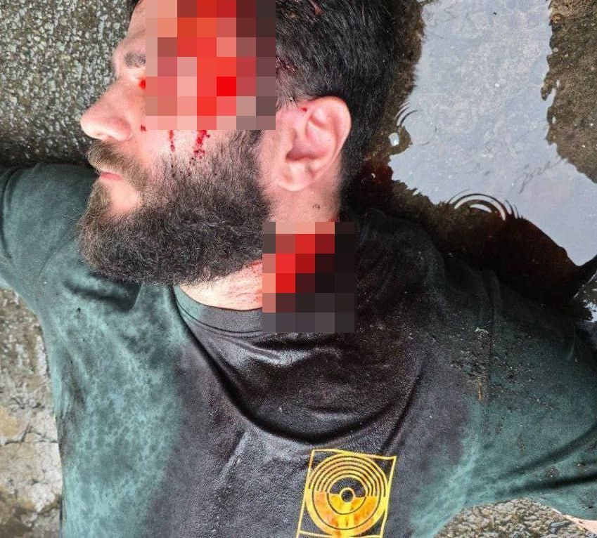 Убийство блогера Владислава Позднякова возле индонезийского отеля не было Работники Komodo Flores рассказали Базе что ни в самом отеле ни рядом с ним не происходило никаких убийств а постоялец с таким ФИО к ним не заселялся Ранее Посольство России в Индонезии сообщило что не имеет информации о гибели Позднякова Подписчики блогера уверены что Владислав жив и это пиар акция для привлечения подписчиков Радио 1 MAX Прислать новость