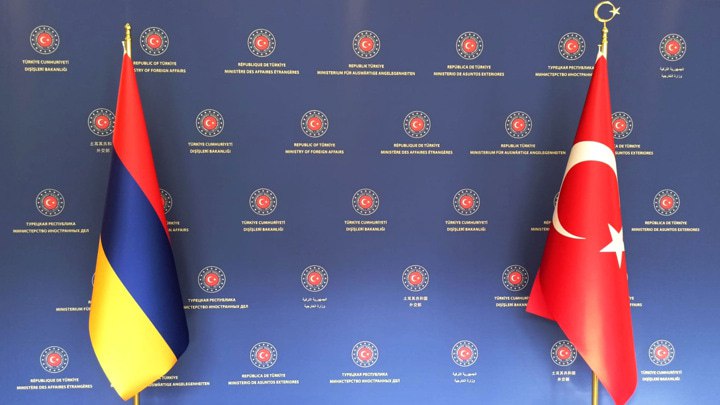 Министерство иностранных дел Армении сообщило что Армения и Турция намерены осуществить технические исследования с целью восстановления и запуска железнодорожной линии Гюмри Карс