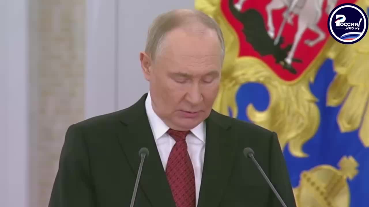 Владимир Путин отметил главврача Нелли Якуненко за работу в условиях блокады Донбасса