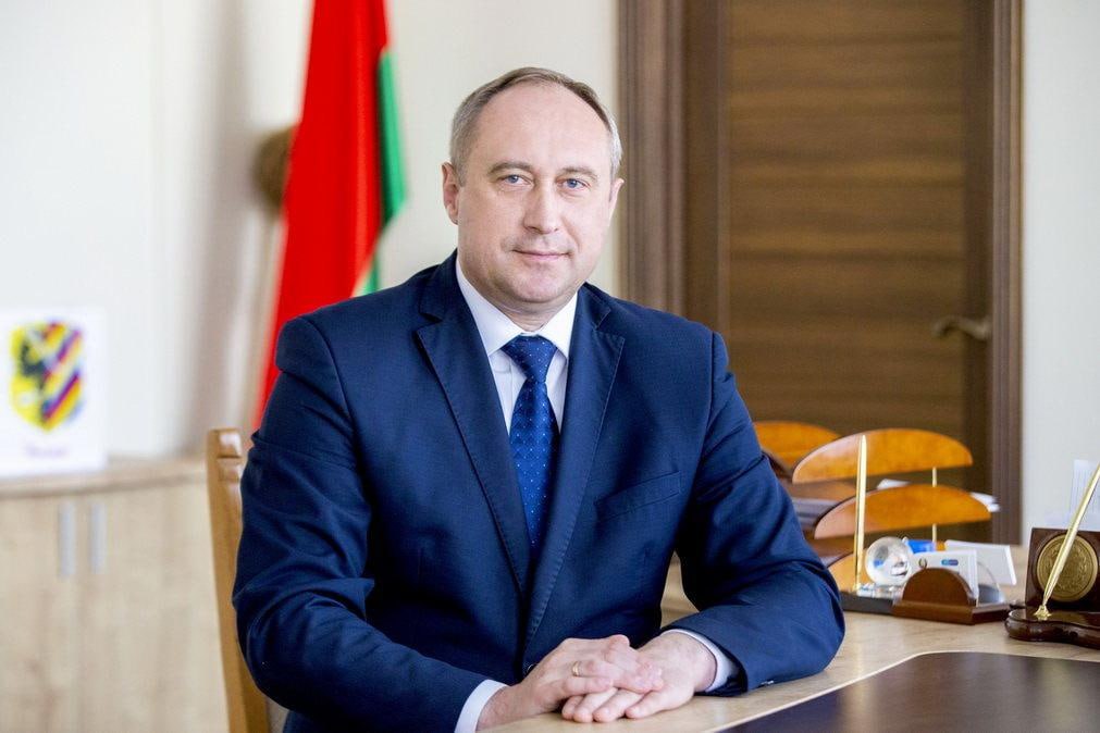 Александр Ломский назначен помощником Президента - инспектором по Брестской области Соответствующее кадровое решение глава государства Александр Лукашенко принял 30 июня. До настоящего времени Александр Ломский работал первым заместителем министра сельского хозяйства и продовольствия. #1регион Больше новостей с