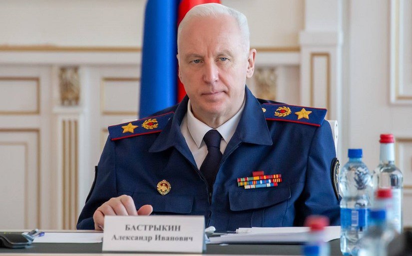 Бастрыкин взял на контроль ещё одно камчатское дело В Петропавловске собака напала на подростка Председатель СК России поручил доложить по уголовному делу в связи с обращением о ненадлежащей организации отлова безнадзорных собак в Петропавловске Камчатском Пострадал 13 летний мальчик Подробности по ссылке   kamtime ru article 039521c7 5239 40fe 9e89 6d37054e7f4b