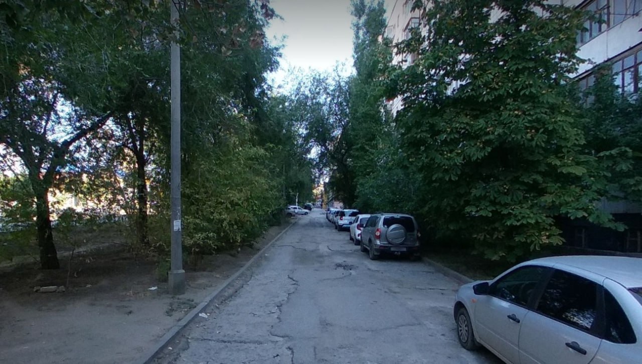 МБУ Волгоградзеленхоз завершило закупку по благоустройству территории между домами 24 и 28 по улице Рокоссовского На чуть более 200 метров земли проходящей вдоль Второй продольной магистрали планируют потратить 2 миллиона 699 тысяч 15 рублей Успеть должны до 1 декабря