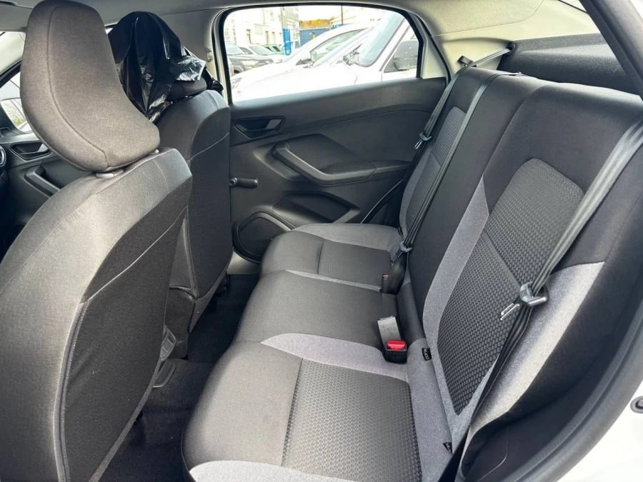 АвтоВАЗа работает без убытка четвертый год подряд О предполагаемых финансовых итогах года в интервью изданию Ведомости рассказал президент АвтоВАЗа Максим Соколов По предварительным данным АвтоВАЗ завершит 2025 год без убытков Рост выручки во втором полугодии станет основой для прибыли Инвестиции в 2026 году составят около 42 млрд рублей заявил Соколов В 2025 году средства направят на запуск кроссовера Azimut обновлённую Niva с мотором 1 8 л новые двигатели и производство ШРУСов Подробнее Подпишись на MASHNEWS