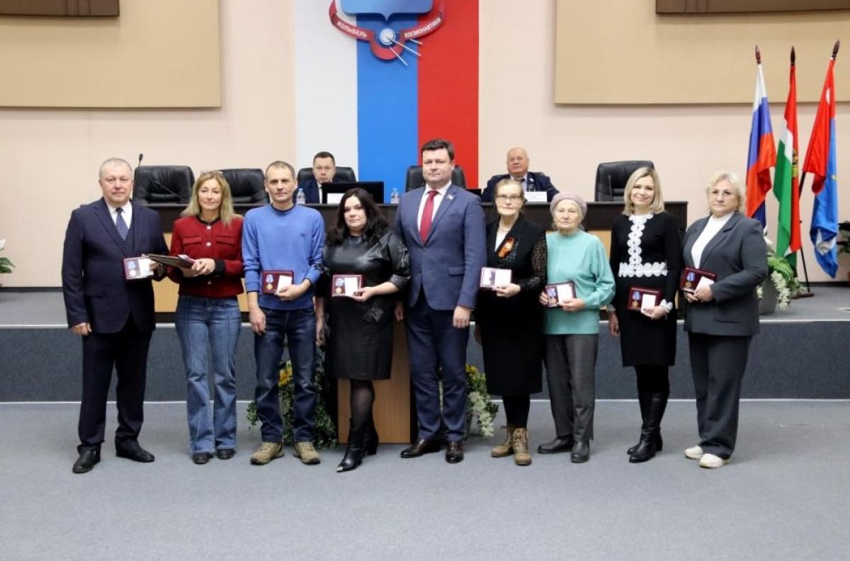 Заключительное в этом году заседание Думы прошло в Калуге   kaluganews ru fn 1776093 html Депутаты внесли итоговые поправки в бюджет Калуги на 2025 год Доходная часть увеличивается за счёт предоставления субсидии из областного бюджета в размере 5 млн рублей и бюджетного кредита в размере 95 млн рублей   Прислать новость Подписаться