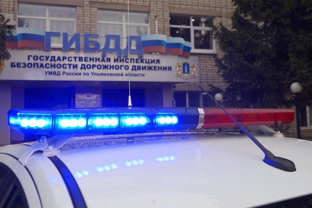 Информация о дорожно-транспортной обстановке на территории Ульяновской области за 18 июля 2025 года 18 июля 2025 года в Ульяновской области зарегистрировано 18 дорожно-транспортных происшествий, в которых один человек получил травмы. В 17 ДТП транспортные средства получили механические повреждения.