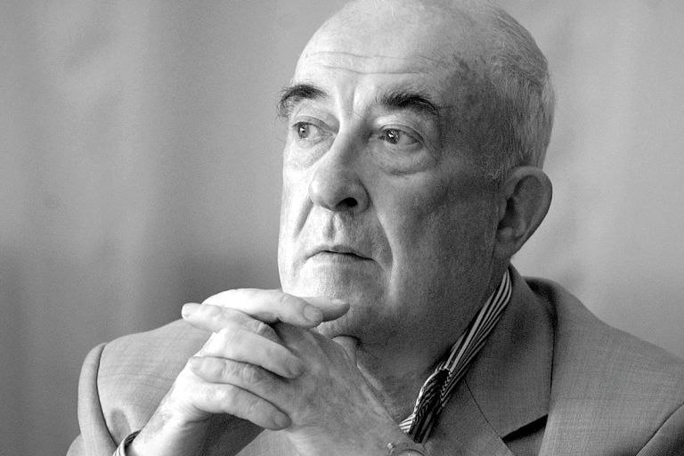 В Твери на 86 м году жизни скончался Александр Тягунов видный политический деятель и патриарх региональной политики Трижды он избирался депутатом Государственной Думы и внёс значительный вклад в развитие Тверской области В 70 80 е годы он внедрял новые технологии строительства жилья что ускорило развитие сельских территорий Александр также участвовал в создании союза Россия Белоруссия и укреплял межпарламентские связи с Индией и странами СНГ Его уважали за принципиальность и преданность своему делу Александр Александрович был образцовым семьянином в 2021 году он вместе с супругой Людмилой отметил 55 летие совместной жизни Выражаем соболезнования Подписаться