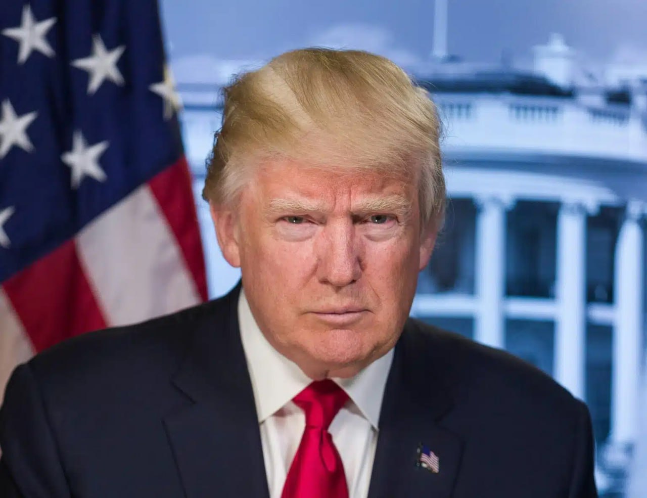 Трамп у меня самые высокие рейтинги поддержки Американский президент Дональд Трамп сообщил в Truth Social что его популярность среди граждан США достигла рекордного уровня По его словам поддержка достигает 60 70 а сообщения СМИ о снижении популярности он назвал фейковыми Согласно данным исследовательской службы Insider Advantage после встречи с президентом РФ Владимиром Путиным на Аляске рейтинг одобрения Трампа вырос до 54 Негативно работу главы Белого дома оценили 44 респондентов еще 2 не определились Telegram Facebook Instagram LinkedIn Сайт