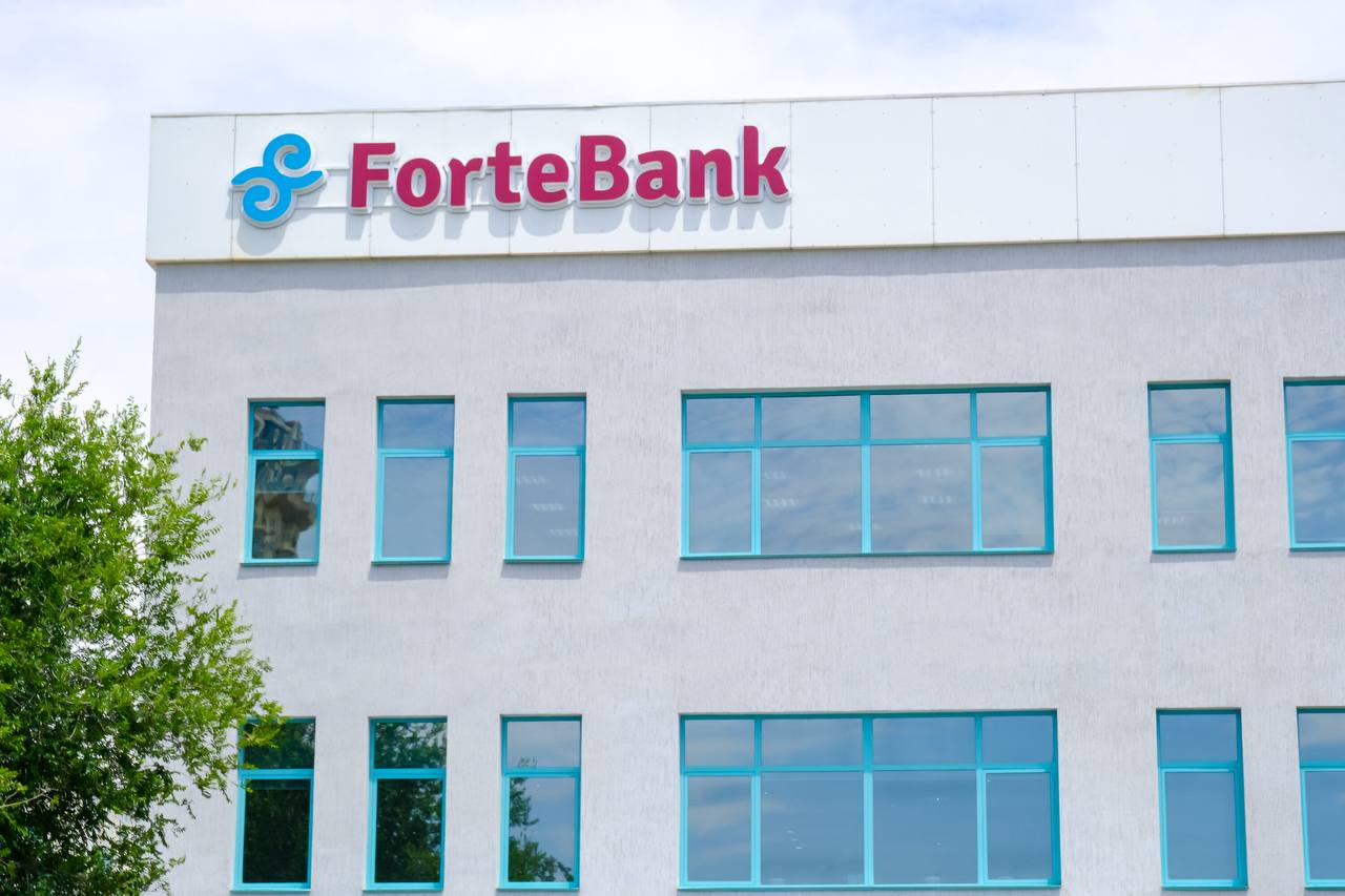 Новости Казахстанский Forte Bank покупает Home Credit Сделка будет закрыта после получения разрешений регуляторов, включая антимонопольное агентство и Агентство по регулированию и развитию финансового рынка АРРФР РК . — Подробнее —————— PP.RU Яндекс Дзен - Vc.ru #Новости #Банки