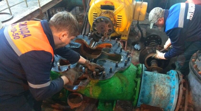Лугансквода предупредила о сбоях при подаче воды в городах и районах ЛНР 4 августа Предприятие «Лугансквода» сообщило о возможных перебоях в подаче воды в городах и районах Республики 4 августа из-за ремонтных работ. Аварийные бригады работают по следующим адресам: Луганск: переулок Мирный, улицы Мирная, Литвинова/Алексеева, Мичурина, Щорса, Тернопольская, Братьев Палкиных, Карпинского, Гулака-Артемовского/Буденного, Мергельная, Урицкого, Кононенко, Сосюры, тупик 2-й Заречный, кварталы Пролетариата Донбасса, Мирный/Степной; Славяносербский район: Славяносербск, улица Ленина; село Смелое, улицы Клубная, Новостройная; Краснодонский район: город Краснодон, улицы Ватутина, Коцюбинского, Каховского; поселки Подгорное, Поповка; Свердловск: улица Ленина; Ровеньки: поселок Пролетарс... Подробнее>>>