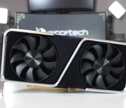 NVIDIA отложила релиз GeForce RTX 5050 9 ГБ ее нишу заполнит возрожденная RTX 3060 12 ГБ MEGAsizeGPU Известный инсайдер MEGAsizeGPU сообщает что NVIDIA приняла решение отложить релиз бюджетной видеокарты GeForce RTX 5050 с 9 ГБ видеопамяти Изначально предполагалось что данный графический адаптер будет официально анонсирован в ходе крупной международной выставки Computex 2026 и выйдет в начале лета текущего года