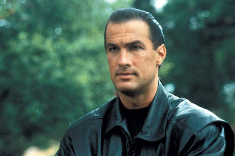 ТОЛК новости Барнаула Алтайского края и Республики Алтай Стивен Сигал сыграет главную роль в фильме который снимут на Алтае Три российско американских планируют запустить в производство в 2026 году Одной из съемочных локаций станет Алтай сообщает ТАСС Не могу говорить много но это остросюжетные драмы действие которых разворачивается в России и других странах рассказал изданию продюсер фильма лауреата премии Оскар Кожа Стивена Мао Как он пояснил пять сцен для одного из проектов будут сняты в разных российских регионах среди которых и Алтай Мы с нетерпением ждем возможности запустить этот проект в производство Во всех картинах будут задействованы американские и российские съемочные группы мы действительно стремимся сблизить наши киноиндустрии отметил он Кинопродюсер добавил что картины покажут в России США и подробнее на канале ТОЛК новости Барнаула Алтайского края и Республики Алтай