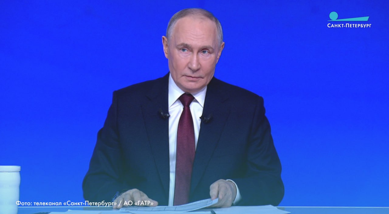 Президент России Владимир Путин проведет встречу с правителем Малайзии султаном Ибрагимом в Петербурге Кроме того пресс секретарь главы государства Дмитрий Песков заявил о том что глава государства также проведет рабочие встречи с губернатором Санкт Петербурга Александром Бегловым и губернатором Ленинградской области Александром Дрозденко Наши новости в Телеграм VК ОK MAX