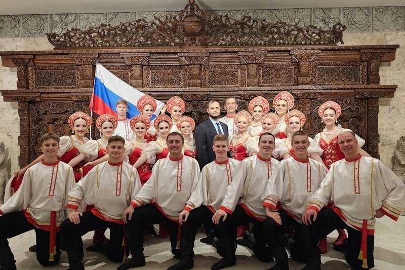 Череповецкий ансамбль Северные зори выиграл международный конкурс Коллектив представлял Россию на Международном фестивале национальных культур который проходил с 22 по 30 октября в столице Индонезии Джакарте cherinfo ru news 143175 cerepoveckij ansambl severnye zori vyigral mezdunarodnyj konkurs