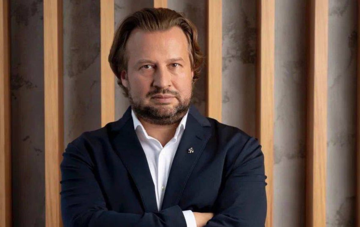 Глава совета директоров Динамо Гафин покинул свой пост Дмитрий Гафин занимал пост с января сменив Юрия Соловьева Гафин работал в Динамо с 2019 года был членом совета директоров и советником председателя совдира Динамо летом назначившее главным тренером Валерия Карпина неудачно стартовало в сезоне РПЛ одержав в десяти турах только четыре победы Динамо Подписаться на РБК Спорт