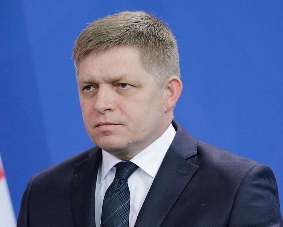 Словакия не поддержит новый 19 й пакет антироссийских санкций заявил Фицо Он добавил что будет ждать от Еврокомиссии реалистичных предложений по урегулированию ситуации с ценами на электроэнергию в Европе Подписаться на RT ТГ Зеркало MAX