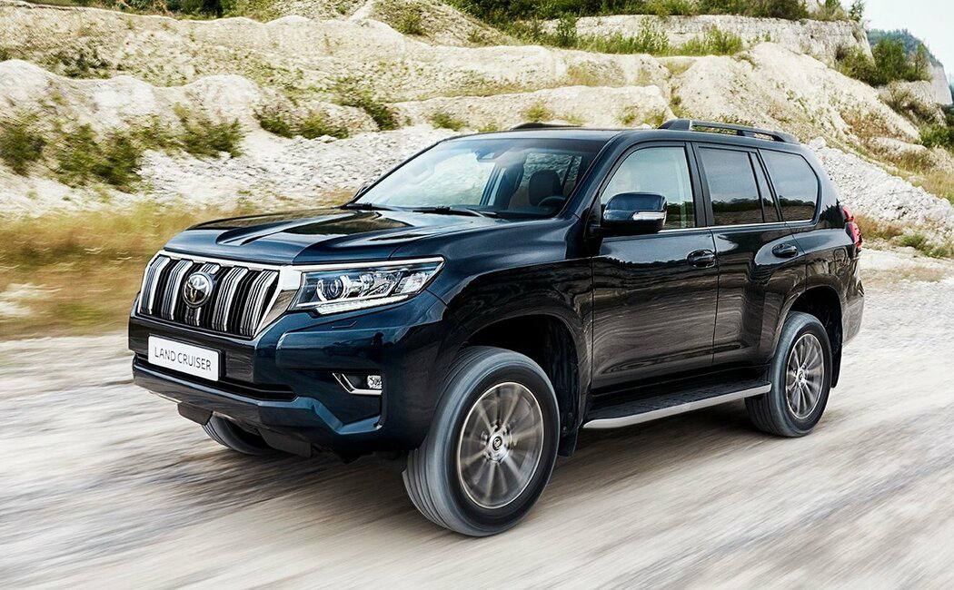 В Ленском районе подросток угнал Land Cruiser Prado и попал в аварию По информации пресс-службы МВД, 17-летний молодой человек устроился на лето подрабатывать на базу. Узнав, что хозяин базы оставляет ключи от машины в замке зажигания внедорожника, подросток угнал машину, чтобы покататься по городу. Однако он не справился с управлением и съехал с дороги. В аварии угонщик не пострадал, но его дело передано в отдел по делам несовершеннолетних для привлечения родителей к ответственности. Возбуждено уголовное дело по 166 статье УК РФ «Неправомерное завладение автомобилем или иным транспортным средством без цели хищения» . Умная колонка за стих