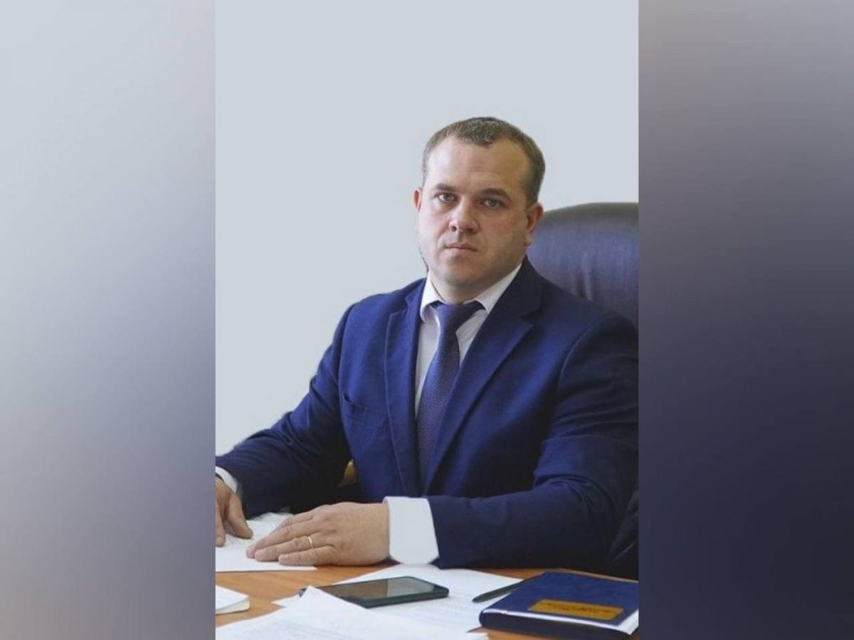 Максим Кисель избавился от приставки и.о. в должности главы администрации Россоши За его кандидатуру отдали свои голоса большинство депутатов. Об этом стало известно на сессии Россошанского городского Совета. ↗ Прислать новость Подписаться