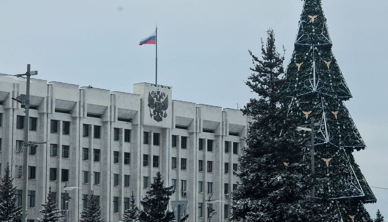 Правительство Самарской области отправлено в отставку Об этом заявил губернатор региона Вячеслав Федорищев на оперативном совещании областного кабинета министров 15 декабря 2025 года   oboz info pravitelstvo samarskoj oblasti otpravleno v otstavku