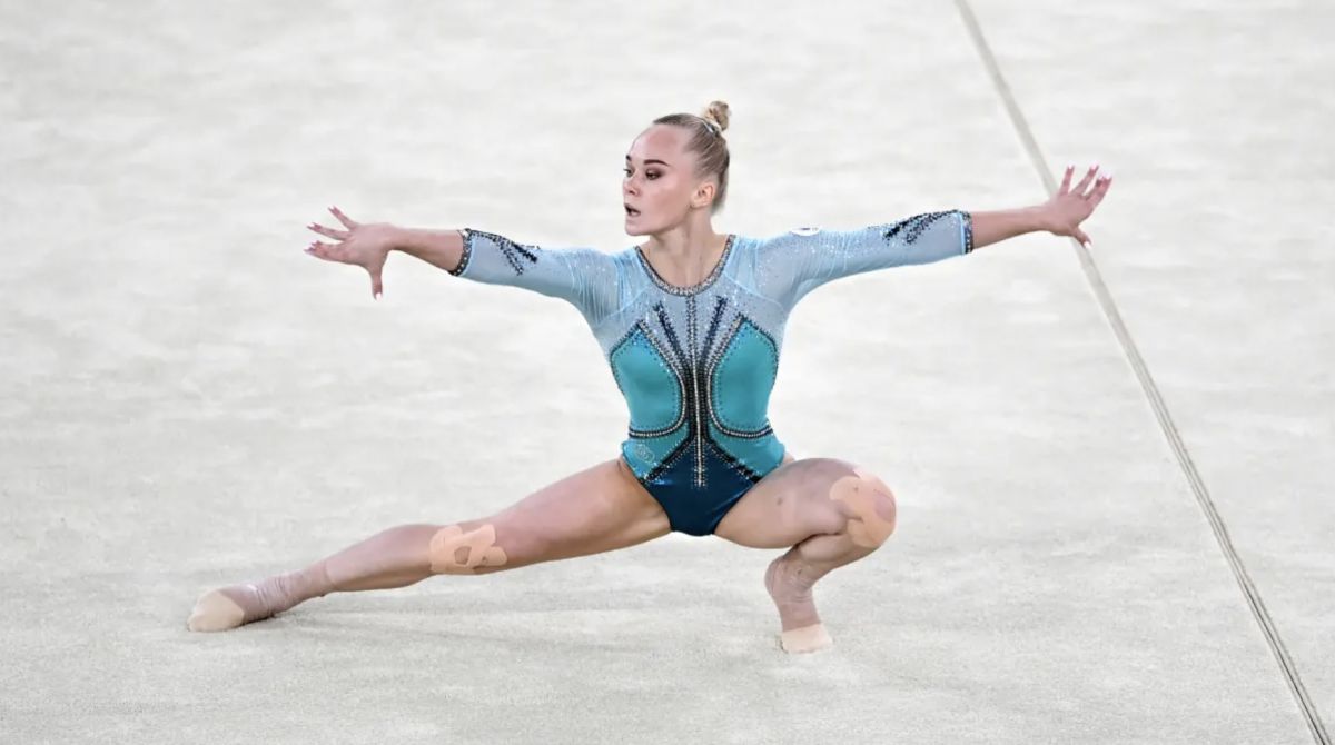 Владимирские гимнастки Мельникова и Васильева вышли в финал Чемпионата мира newsvladimir ru fn 1742043 html Владимирские гимнастки Ангелина Мельникова и Лейла Васильева квалифицировались в финал чемпионата мира Прислать новость Подписаться Мы в MAX