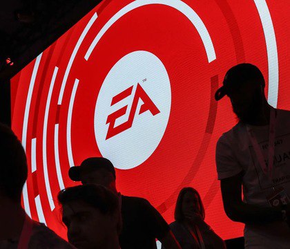 В США назвали продажу Electronic Arts Саудитам угрозой национальной безопасности Американские законодатели призвали провести расследование сделки из за рисков иностранного влияния Заявление уже направлено Министру финансов США