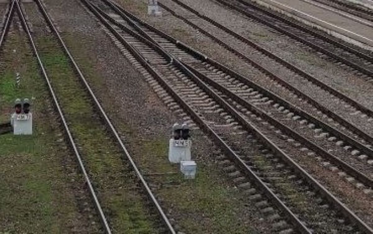 На железнодорожном переезде в Афанасово временно перекроют движение   kaluganews ru fn 1764518 html В связи с ремонтными работами 9 декабря с 9 00 до 18 00 будет закрыт железнодорожный переезд на автодороге Окружная дорога г Калуги Детчино Малоярославец Переезд находится в деревне Афанасово Малоярославецкого округа   Прислать новость Подписаться