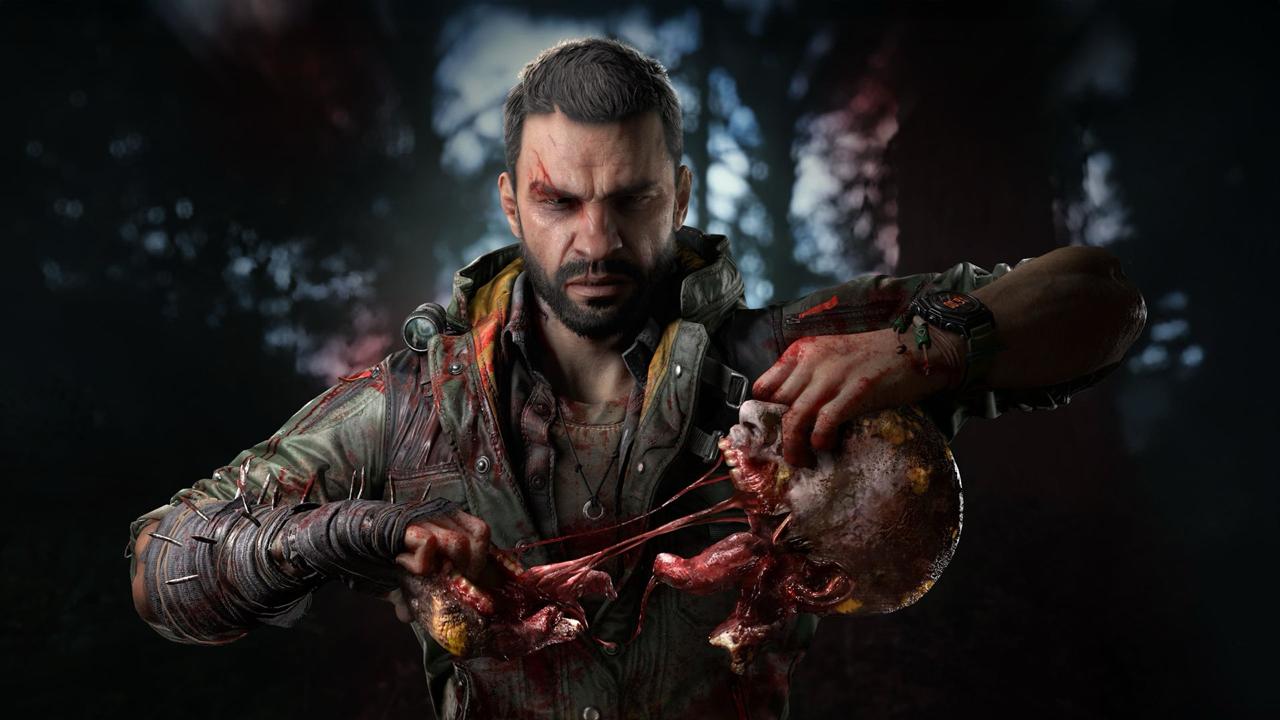 Dying Light: The Beast оказалась гораздо длиннее, чем ожидали сами разработчики. Помимо основной кампании примерно на 20 часов, там будет еще 20-30 часов побочных квестов.  За время, пока игра находилась в производстве, она сильно разрослась, говорит гейм-дизайнер Тимон Смектала. А потому фанатам стоит воспринимать ее как полноценный сиквел, а не компактный спин-офф.  К слову, судя по свежим превью, The Beast вообще куда ближе к первой части Dying Light, нежели к ее сиквелу с большим упором на вариативность и RPG-механики. Те, кому довелось провести с игрой четыре часа, описывают новый экшен как куда более динамичную и кровавую вещь в сравнении с Dying Light 2. Даже хоррор, в который превращается игра по ночам, в ней стал страшнее.  Ждем релиза The Beast уже через месяц, 22 августа.    «Кинопоиск   Игры»