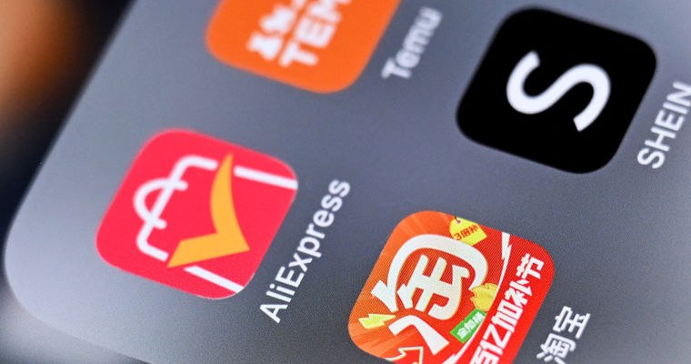 Еврокомиссия предложила ускорить введение пошлин на интернет заказы из Китая Министры финансов ЕС призваны ввести единый сбор за обработку посылок с китайских онлайн платформ уже с первого квартала 2026 года на два года раньше запланированного срока  Подпишись на GRT