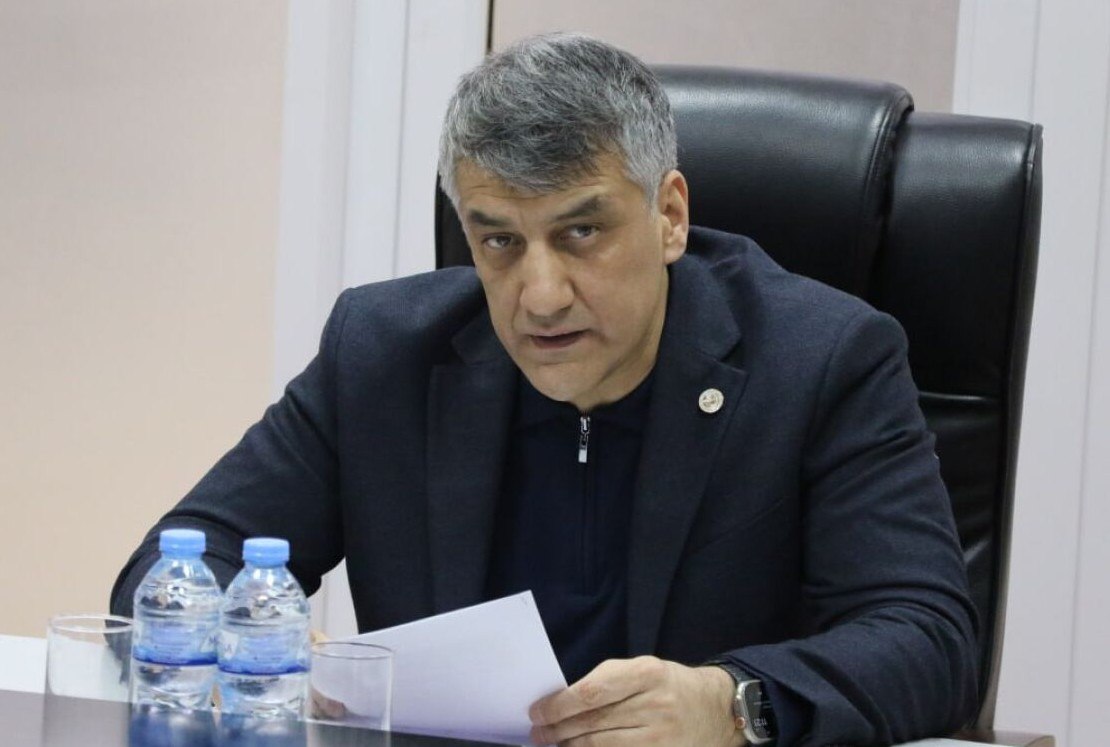 Никакой доход не стоит слез ваших родителей и детей Алишер Кадыров призвал узбекских мигрантов покинуть Россию Лидер партии Миллий тикланиш прокомментировал смерть соотечественника в Хабаровске   repost uz govorit ispolzovat razum Подписывайтесь на Repost