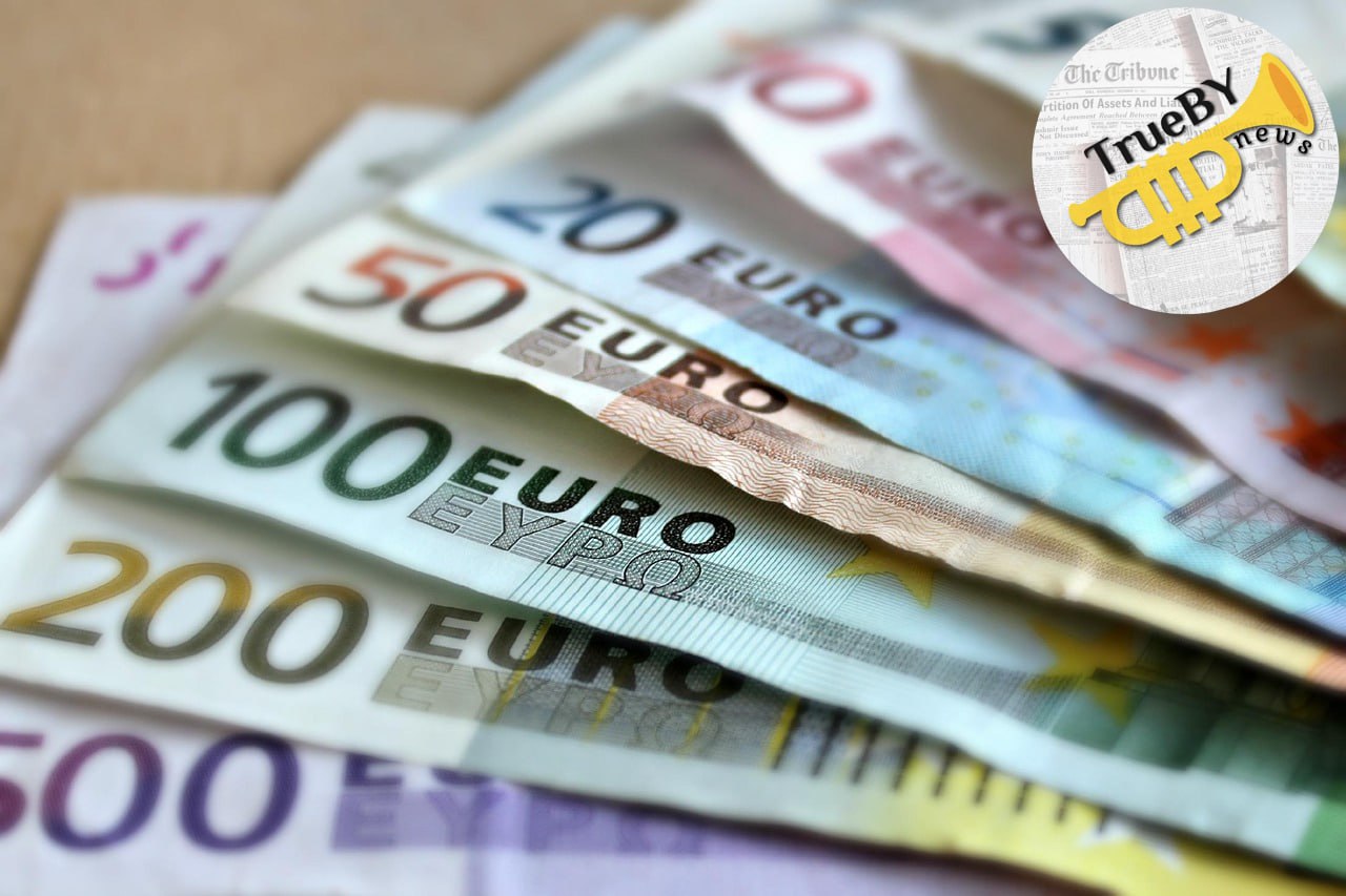 ЕС подготовил ответные пошлины на товары из США стоимостью €70 млрд. Об этом сообщил еврокомиссар по торговле Марош Шефчович #ЕС #США #пошлины TrueBY news