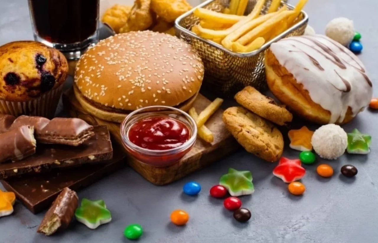 Вредную еду будут помечать Власти хотят ввести маркировку о количестве соли и сахара в продуктах А если их будет слишком много то на товарах планируется размещать дополнительное предупреждение Подписывайтесь на Бердянск Актуально Всегда актуальные новости