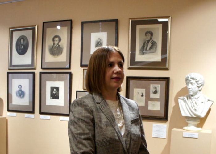 Гендиректором Кирилло Белозерского музея заповедника стала Юлия Веретнова филолог и искусствовед бывший заведующий Мемориальным музеем квартирой Некрасова филиала Всероссийского музея Пушкина