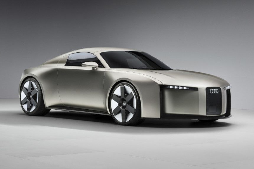 Шоу кар Audi Concept C обозначил новый стиль марки Дела у компании Audi сейчас идут не лучшим образом ведь за прошлый год зафиксировано падение продаж на 11 8 до 1 67 млн автомобилей Более того в первой половине 2025 года падение продолжилось минус 5 9 до 794 тысяч машин а операционная прибыль рухнула сразу на 45 1 до 1 09 млрд евро Разумеется руководство компании уже готовит план спасения И одной из проблемных областей обозначен дизайн автомобилей Audi философия бывшего шеф дизайнера Марка Лихте он находился в этой должности с 2014 по 2024 год зашла в тупик и ей потребовалась перезагрузка Первой ласточкой грядущих перемен стал шоу кар Audi Concept C Подробности autoreview ru news shou kar audi concept c oboznachil novyy stil marki автоновости ауди audi Авторевю