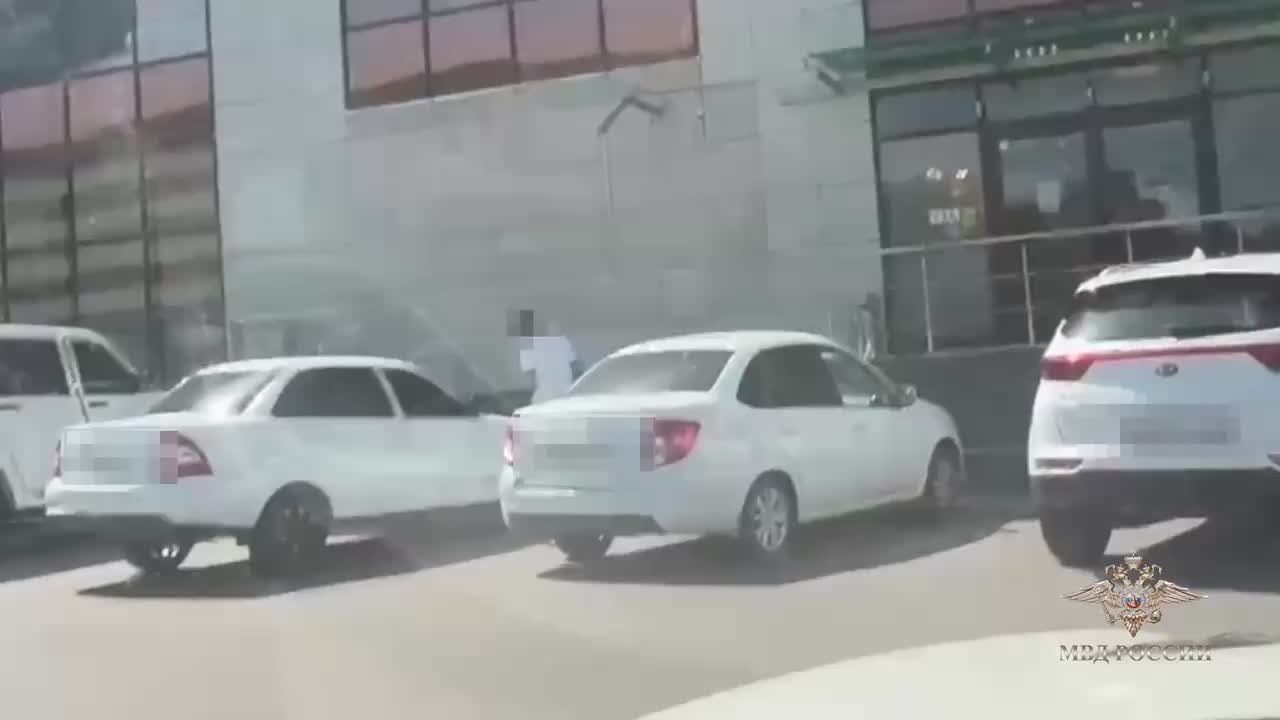 В Ставрополе задержаны участники банды вымогателей, похитившие более 7 миллионов рублей