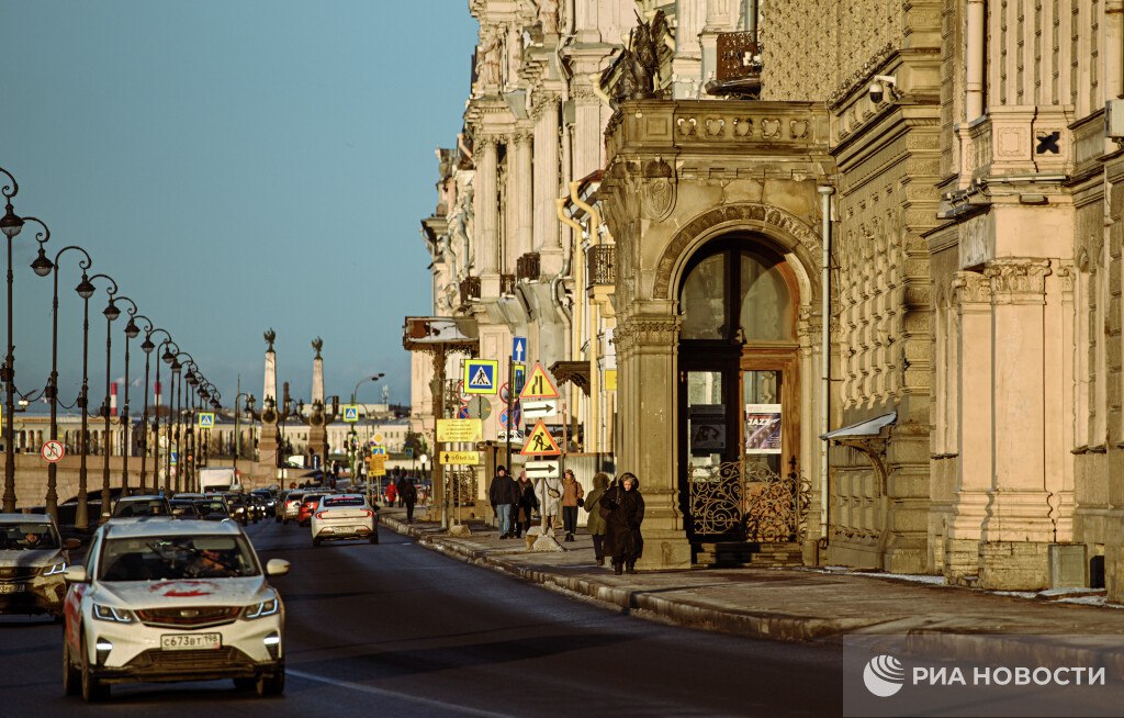 Петербург на майские праздники посетили 950 тыс гостей – на 13% больше, чем год назад, сообщил вице-губернатор Пиотровский