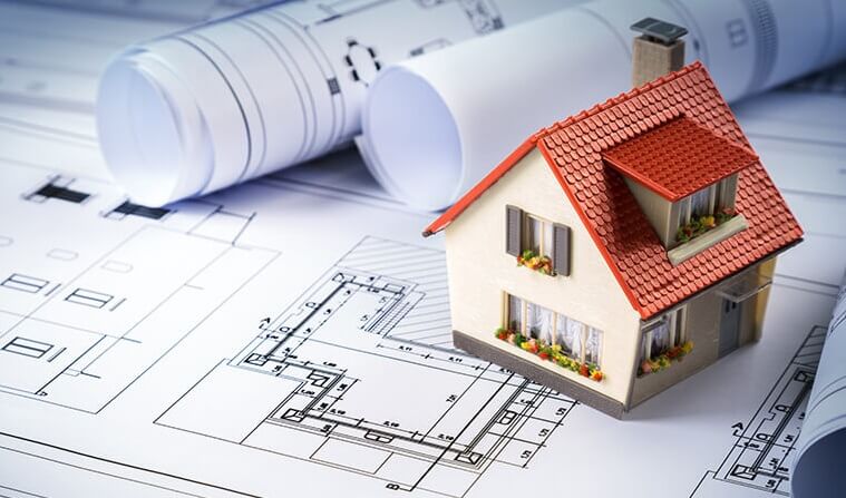 В ОМСКЕ ВВЕЛИ В ЭКСПЛУАТАЦИЮ ГОСТИНИЦУ ДОЛГОСТРОЙ Объект расположен в историческом центре города по адресу улица Пушкина дом 8 Омский департамент архитектуры выдал разрешение на ввод отеля в эксплуатацию Застройщик получил разрешение на строительство в марте 2025 года Сроки завершения работ переносились К 2014 году готовность здания составила порядка 80 На завершение работ потребовалось более 10 лет Номерной фонд гостиницы насчитывает 72 номера В цокольном этаже оборудована стоянка на 20 машино мест Ранее в СМИ публиковалась информация согласно которой в первой половине 2025 года омские отельеры заработали 1 2 миллиарда рублей О числе постояльцев отчитались 116 гостиниц За первое полугодие 2025 года в них проживали 127 000 человек