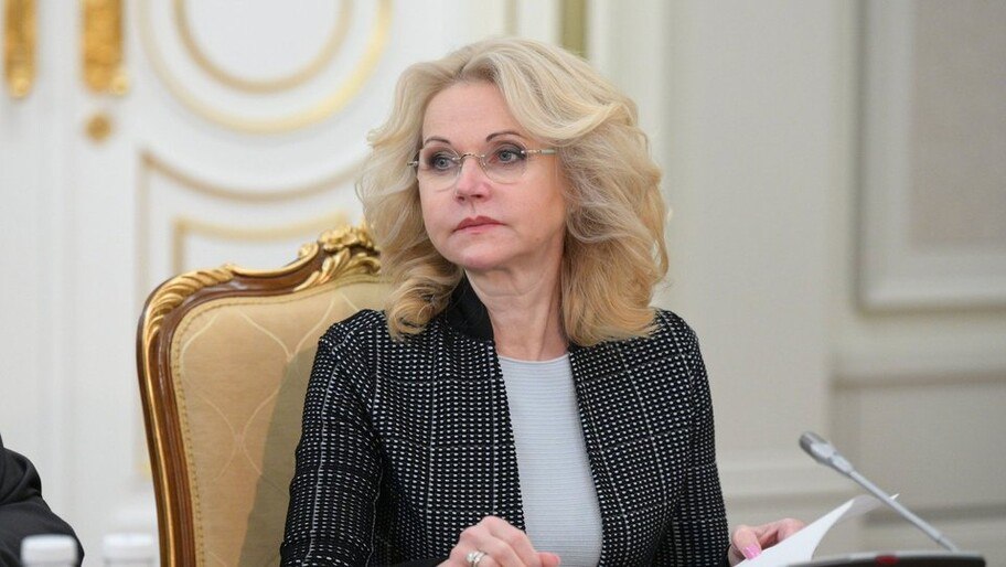 Голикова: безработица в России находится на очень низком уровне Уровень безработицы в России сохраняется на очень низком уровне и составляет 2,3%. «Действительно, в феврале уровень безработицы по методологии Международной организации труда незначительно вырос по сравнению с январем и составил 2,4% от рабочей силы, но уже по итогам марта мы видим возвращение этого показателя на прежнюю позицию, на уровень декабря 2024 года, — 2,3%», — рассказала вице-премьер Татьяна Голикова. Вице-премьер добавила, что безработица сохраняется на очень низком для России уровне — ниже, чем в аналогичных периодах любого из предыдущих годов. Читать полностью , VK и ОК и читайте новости на нашем сайте