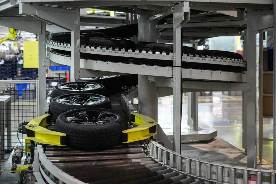 В России введут новую формулу расчета экосбора на шины С 1 января 2026 года в России планируют ввести новую систему расчёта экологического сбора на автомобильные шины сообщили Известиям источники в правительстве   www infoorel ru news v rossii vvedut novuyu formulu rascheta ekosbora na shiny html