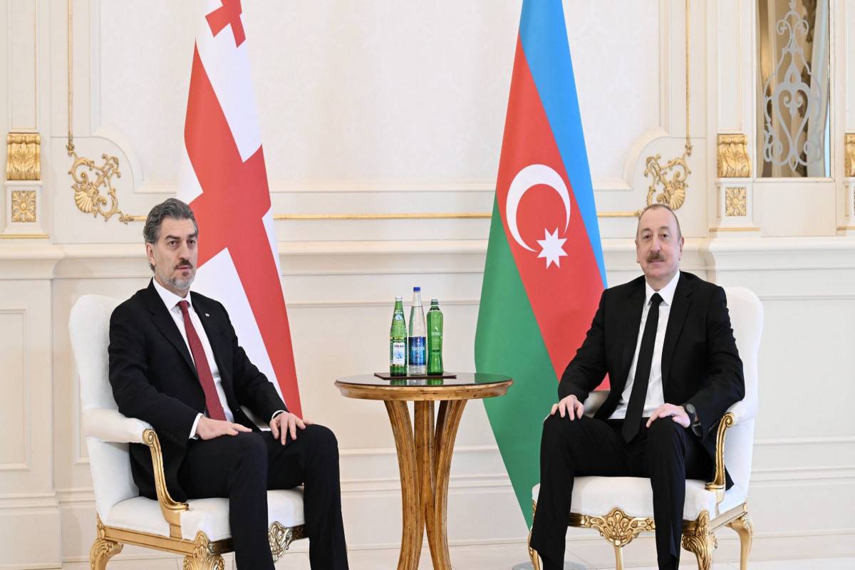 Президент Ильхам Алиев направил поздравление президенту Грузии Михаилу Кавелашвили по случаю 26 Мая – Дня независимости.